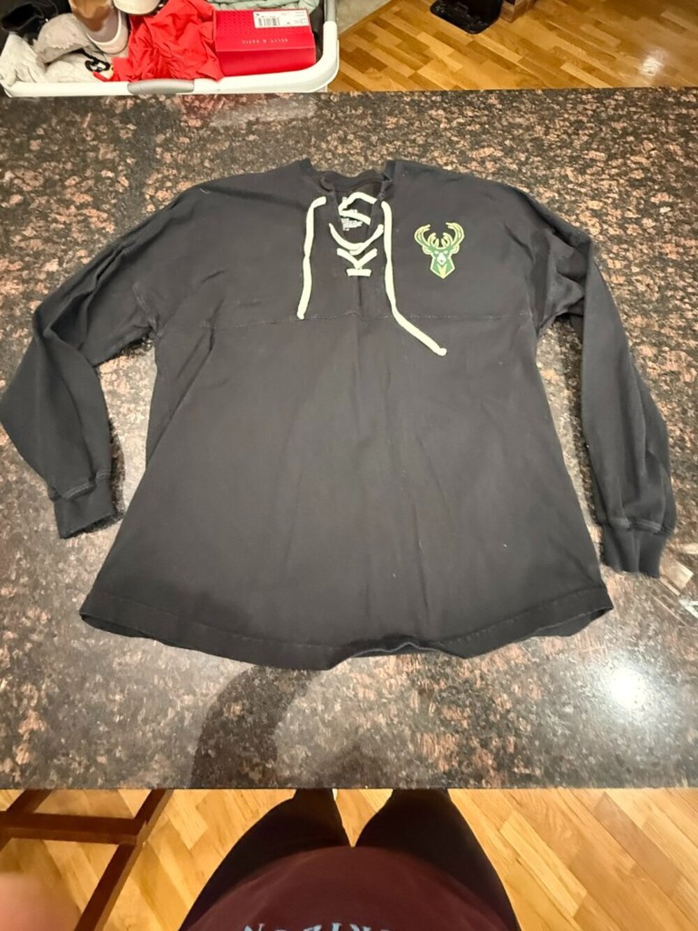 🏀Milwaukee Bucks🏀 Fanatics Women's Lace-u Spirit Jersey - Long sleeve
